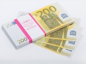 Шуточные деньги  200 евро ( упаковка европодвес)